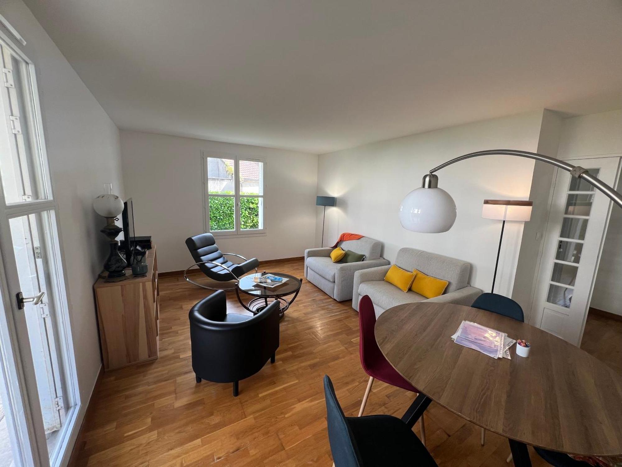 Appartement Standing Avec Jardin, 4 Personnes, Strategiquement Situe Mantes-la-Jolie Buitenkant foto