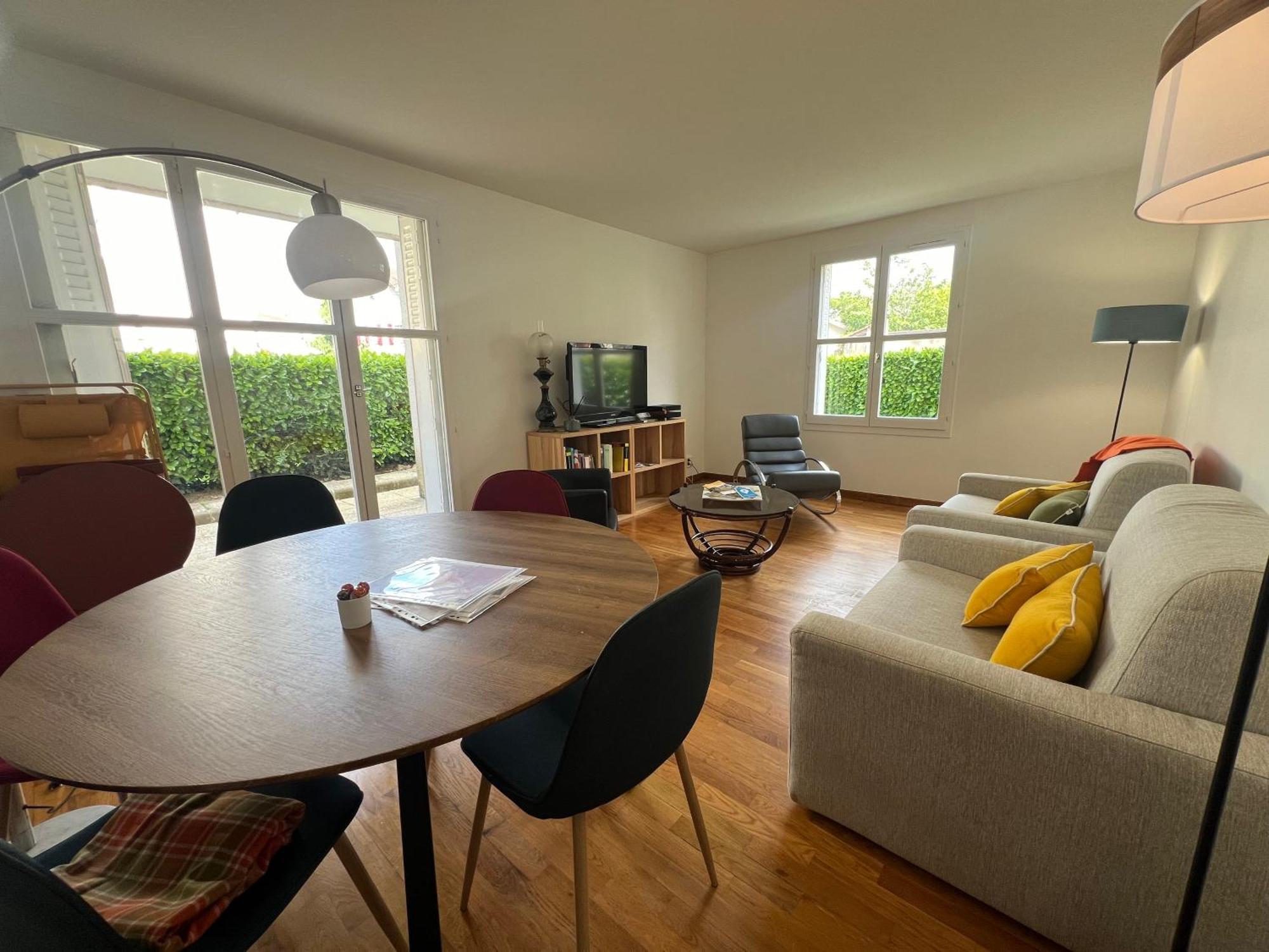 Appartement Standing Avec Jardin, 4 Personnes, Strategiquement Situe Mantes-la-Jolie Buitenkant foto