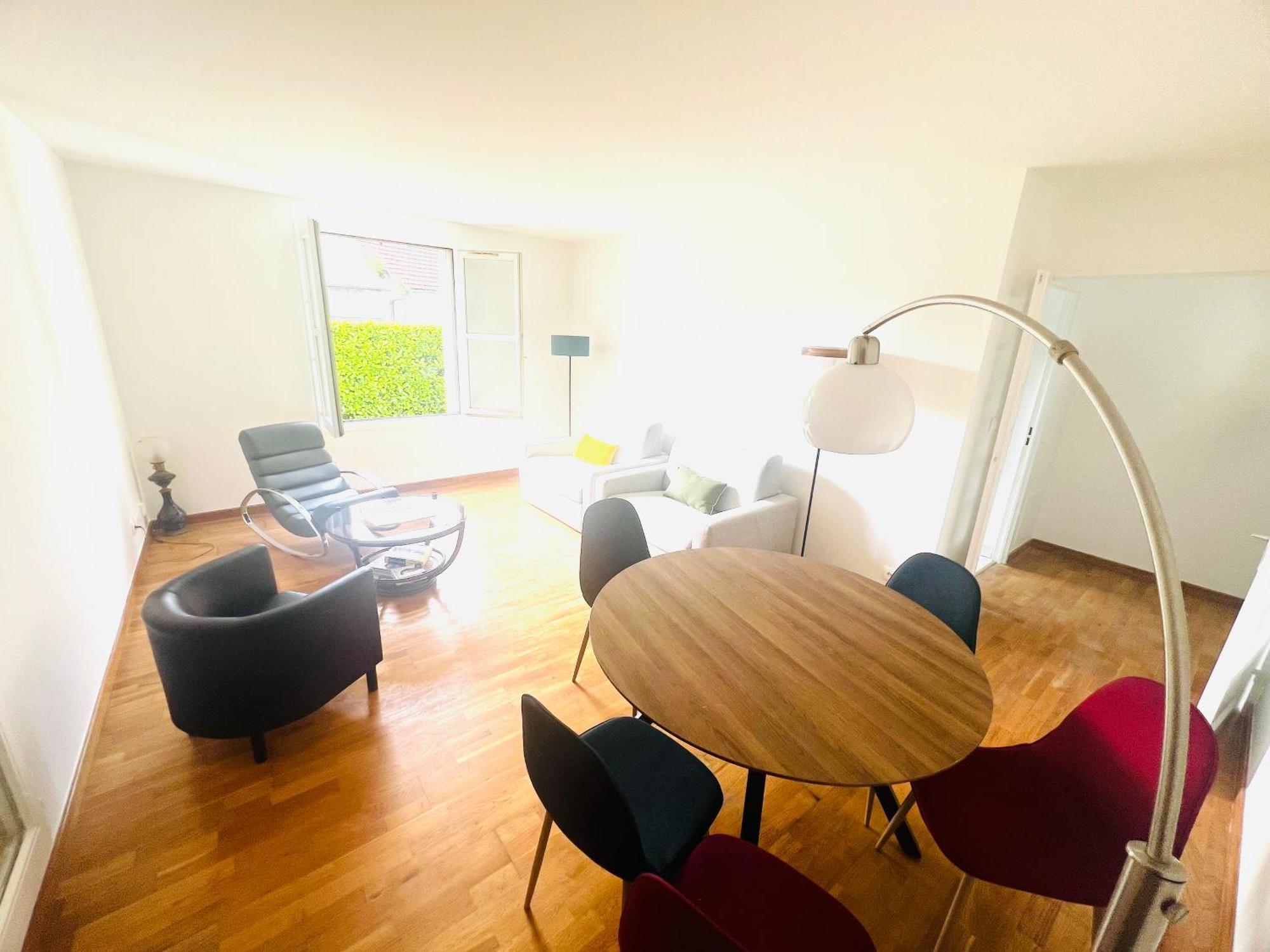 Appartement Standing Avec Jardin, 4 Personnes, Strategiquement Situe Mantes-la-Jolie Buitenkant foto