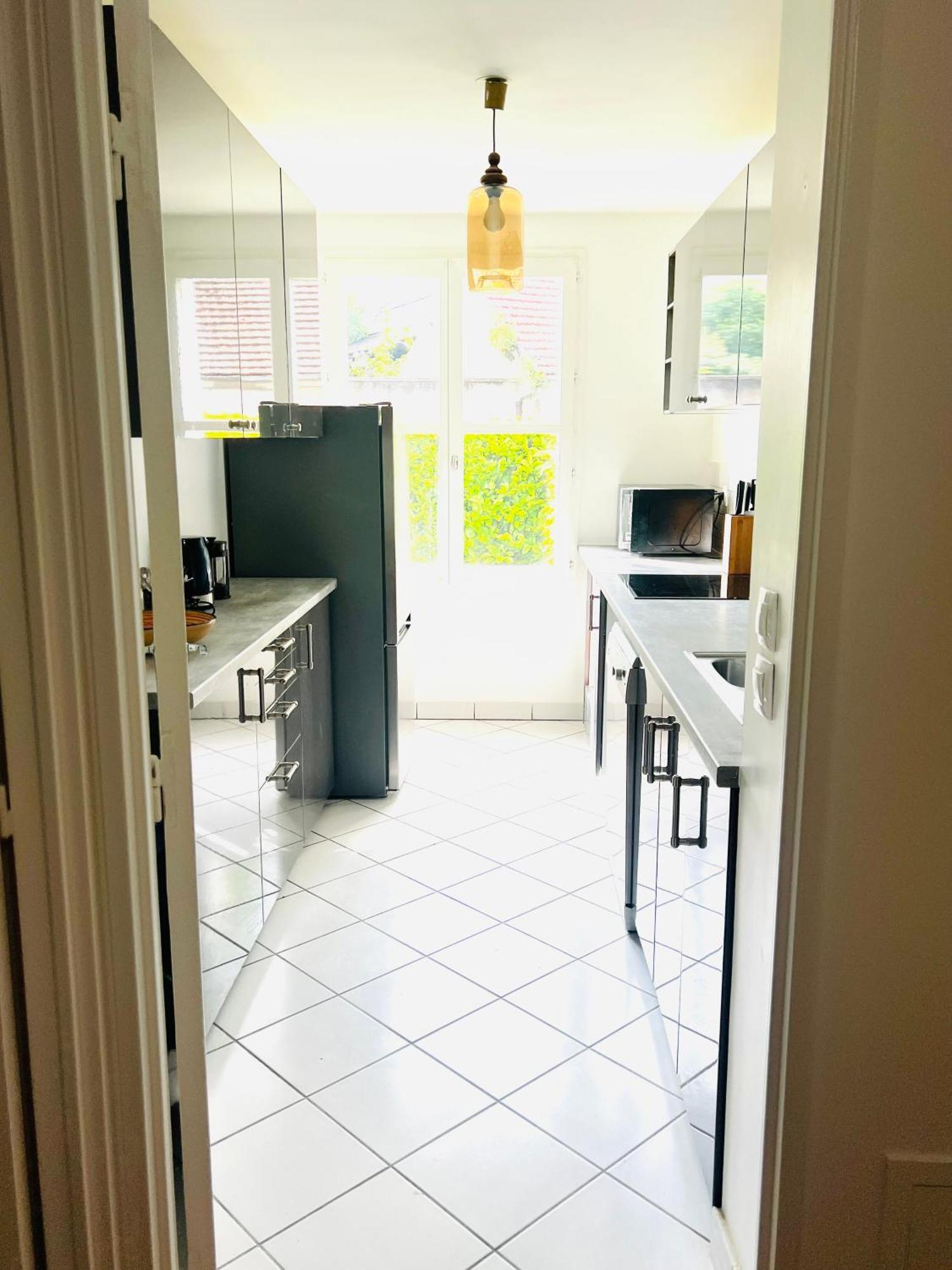 Appartement Standing Avec Jardin, 4 Personnes, Strategiquement Situe Mantes-la-Jolie Buitenkant foto